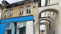 CLdumVedle radnice